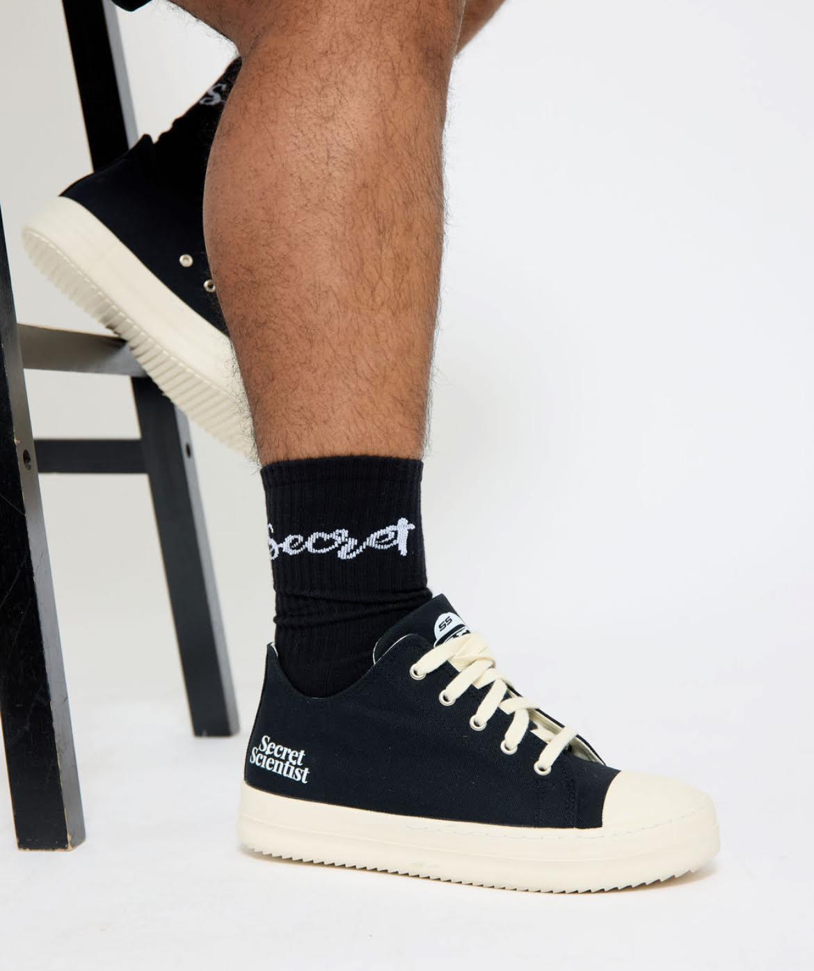 Cursive Secret Socks - Black - Che Cose Belle