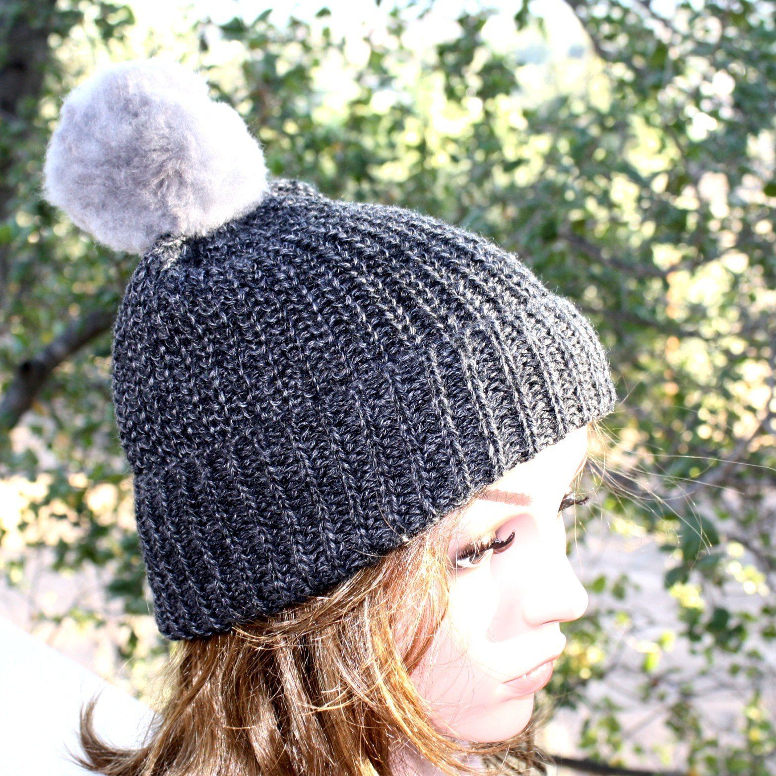 100% Alpaca Pom-Pom Channel Beanie Hat - Che Cose Belle