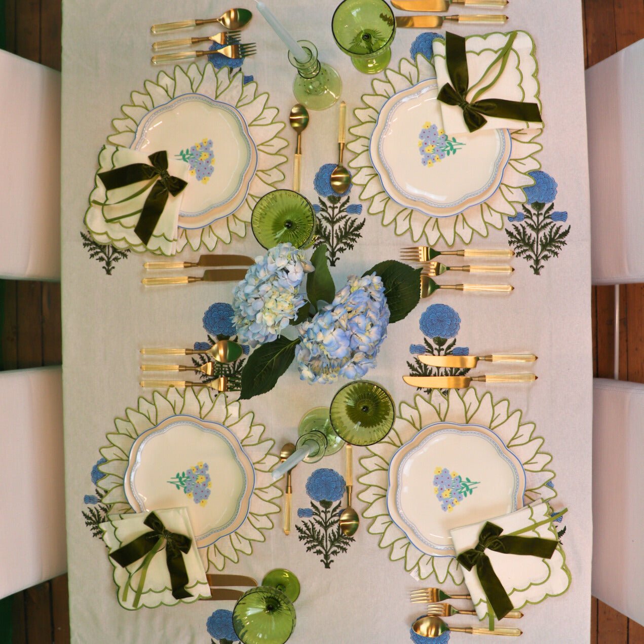 100% Organic Cotton - Toile de Blu Hortensia Tablecloth - Che Cose Belle