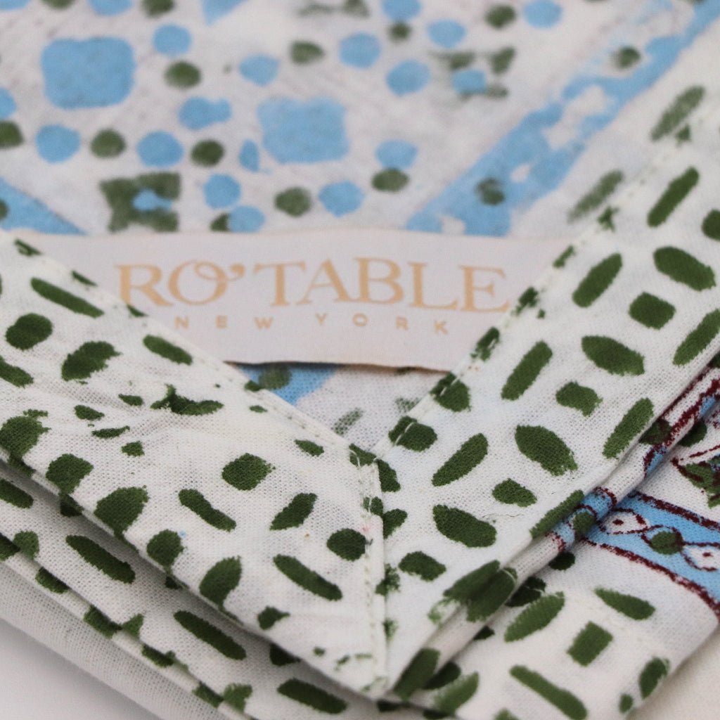100% Organic Cotton - Toile de Blu Hortensia Tablecloth - Che Cose Belle