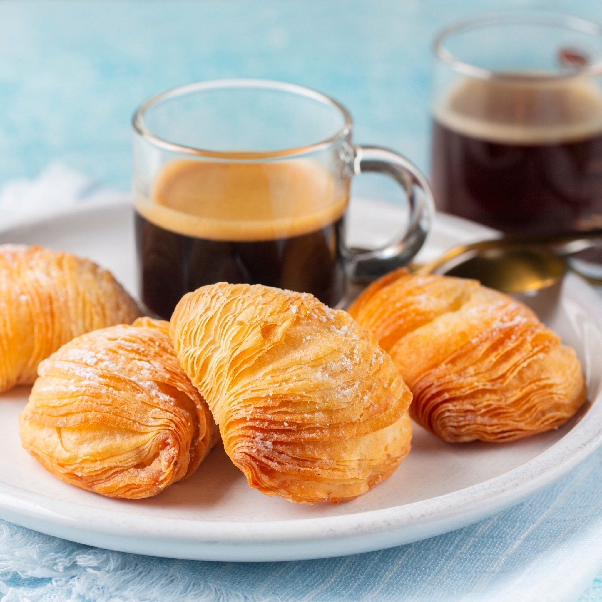 Large Italian Sfogliatelle Take and Bake Pastries - Che Cose Belle