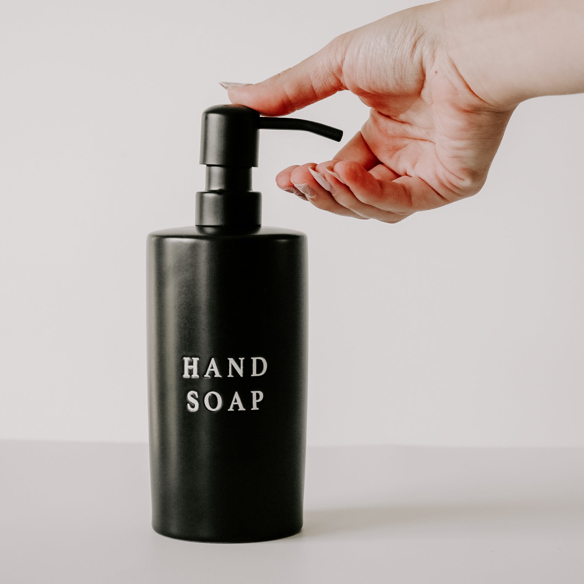 15oz Black Stoneware Hand Soap Dispenser - Che Cose Belle