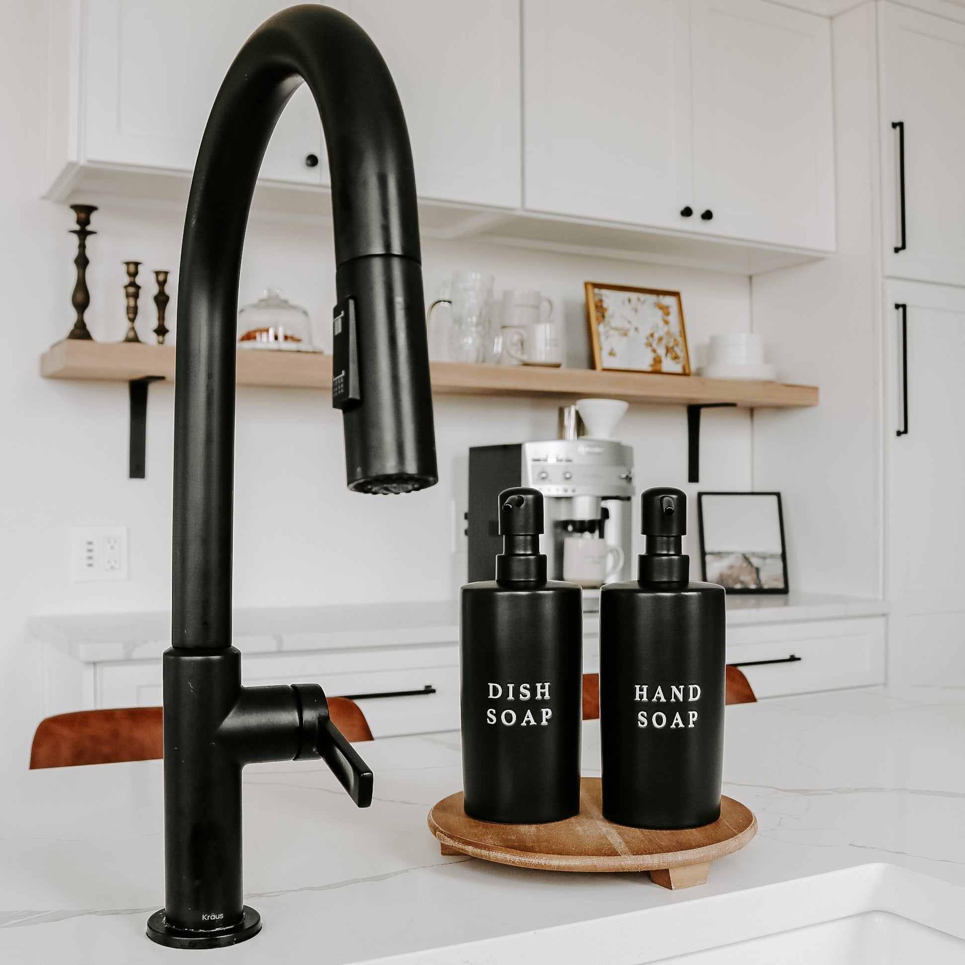 15oz Black Stoneware Hand Soap Dispenser - Che Cose Belle