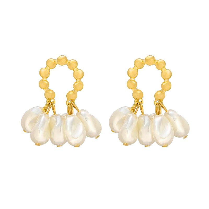 LADYLIKE PEARLS