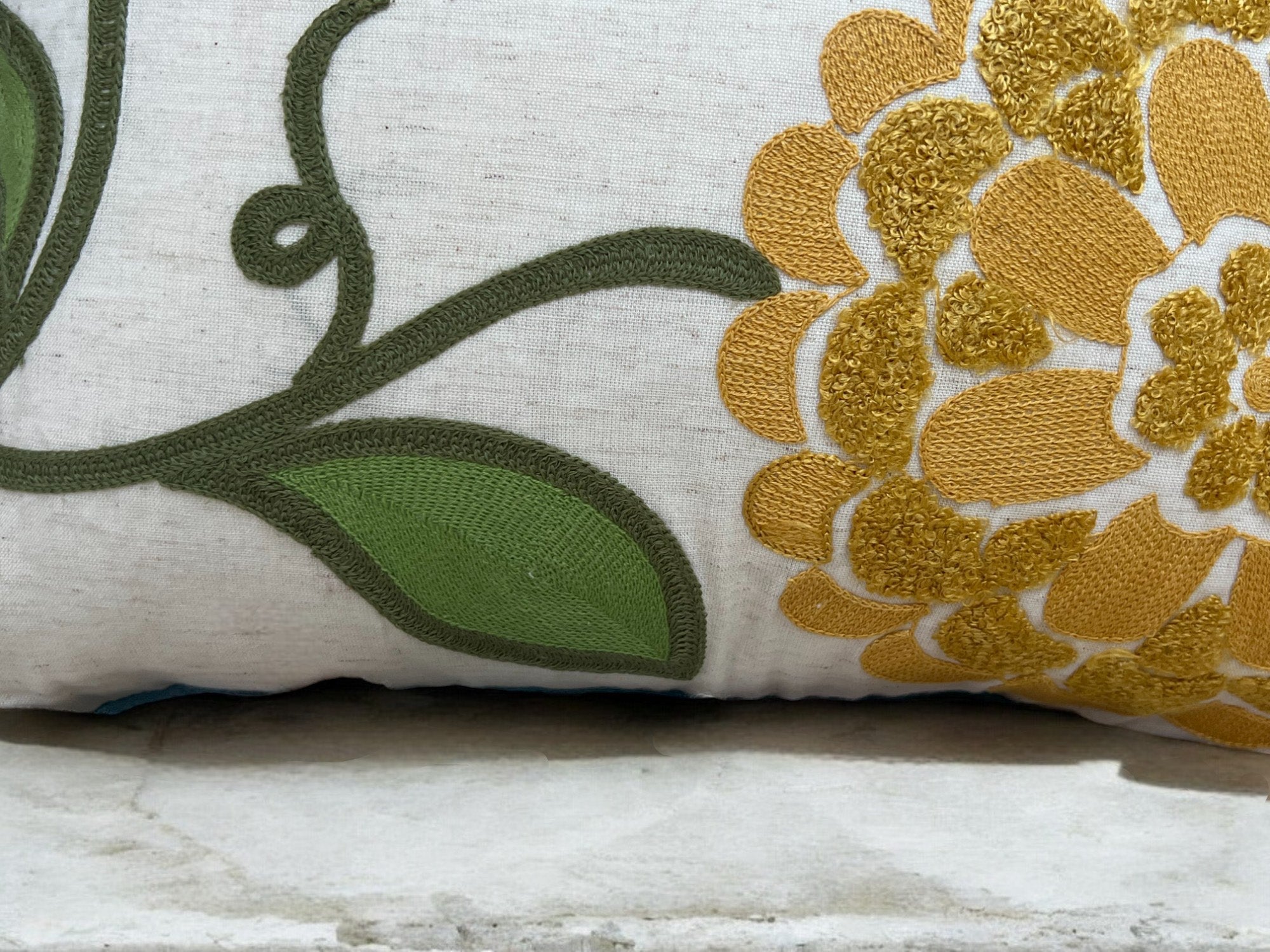 18x18" Embroidered Floral Boho Floral Throw Pillow Decorative Cover - Che Cose Belle