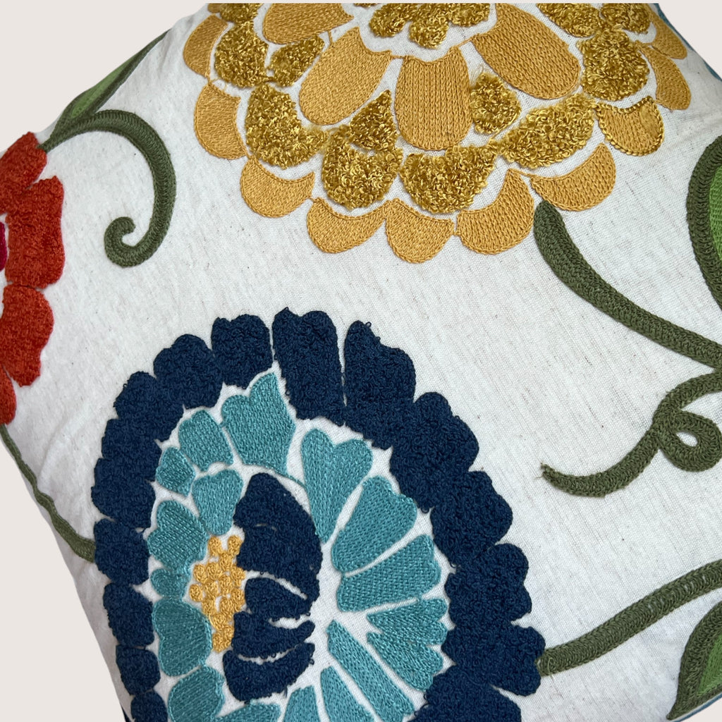 18x18" Embroidered Floral Boho Floral Throw Pillow Decorative Cover - Che Cose Belle