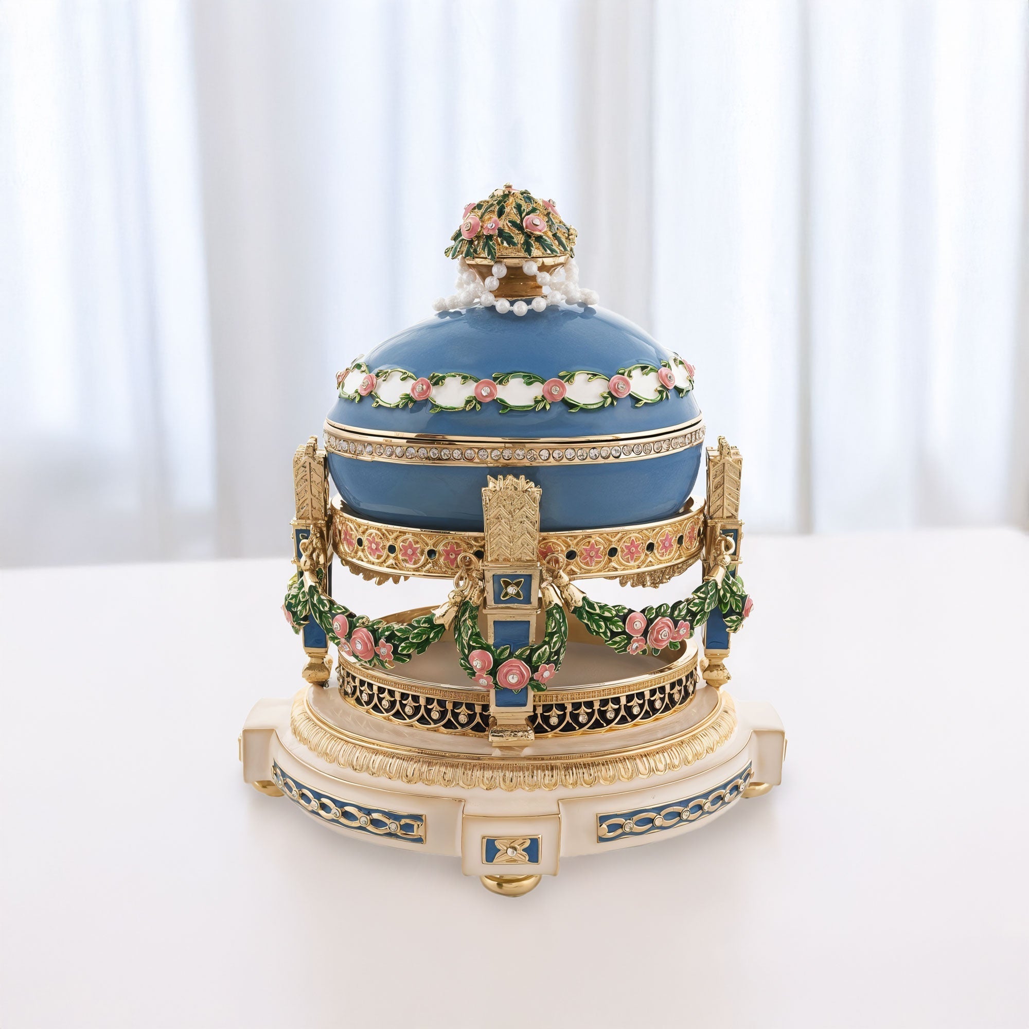 1907 Love Trophies Egg (Cradle with Garlands) Musical Royal Easter Egg - Che Cose Belle