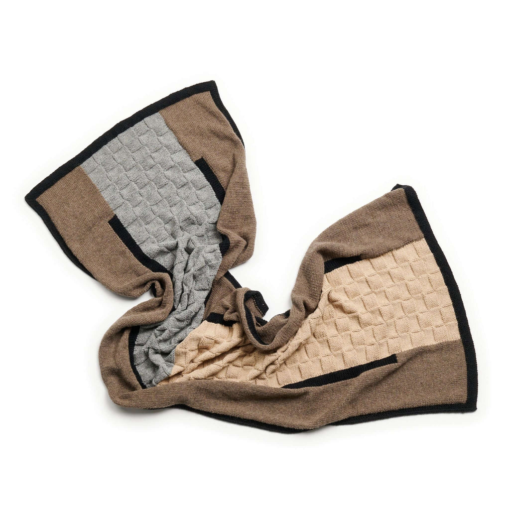 Plush Muhu Brown Gray Hand Knitted Alpaca Blanket Shawl