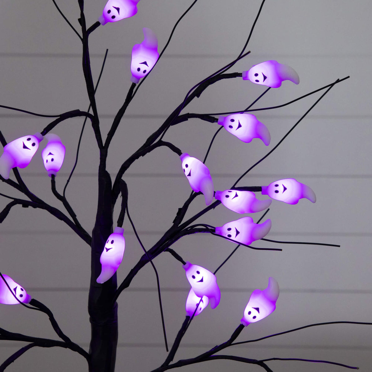 2' Pre-Lit Artificial Halloween Ghost Twig Tree with 24 Purple LED Lights - Che Cose Belle