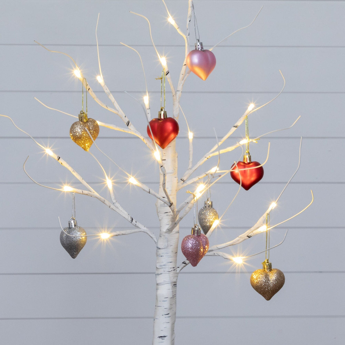 2' Pre-Lit Artificial Valentine's Day Twig Tree with 24 Warm White LED Lights and Heart Ornaments - Che Cose Belle