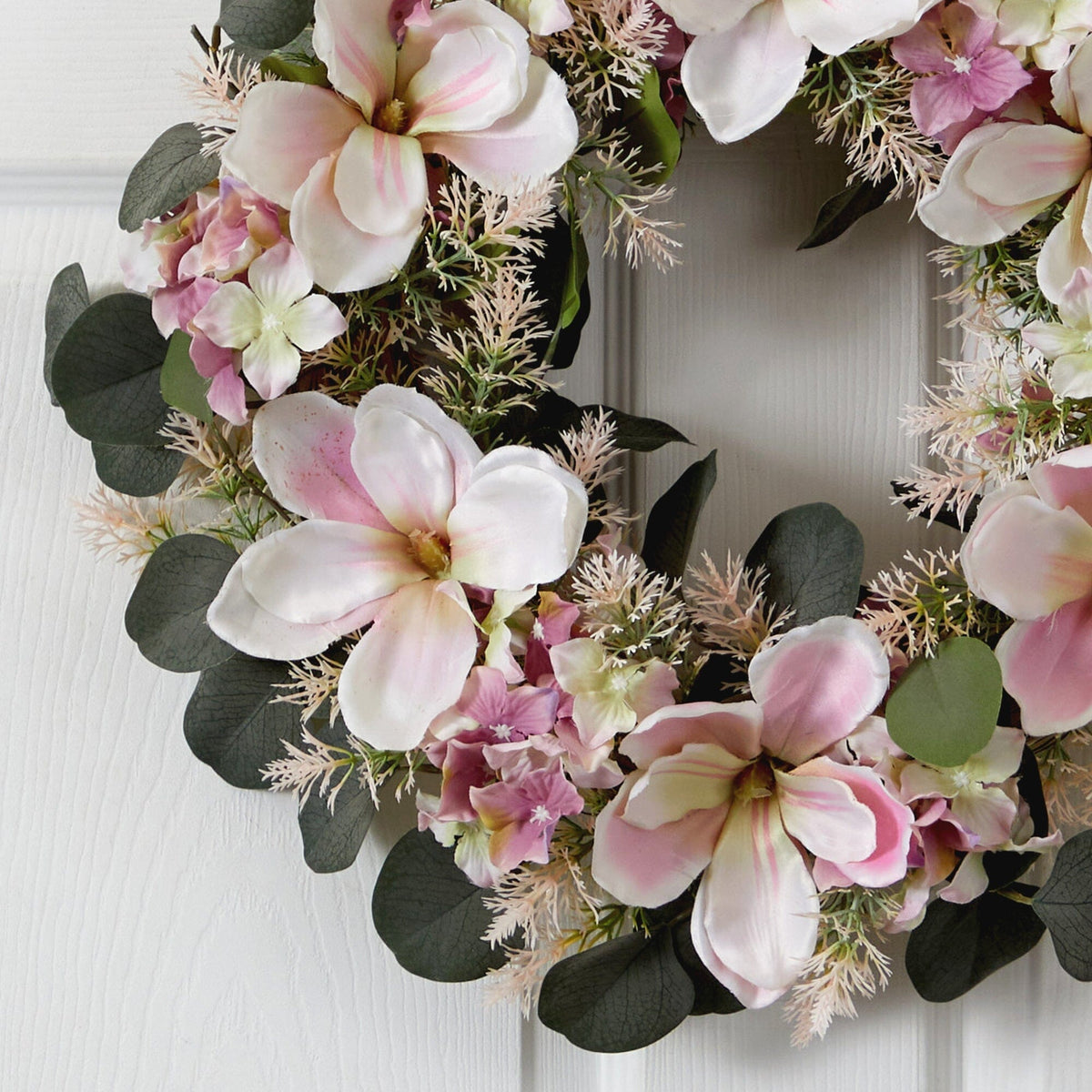 20” Hydrangea and Magnolia Artificial Wreath - Che Cose Belle