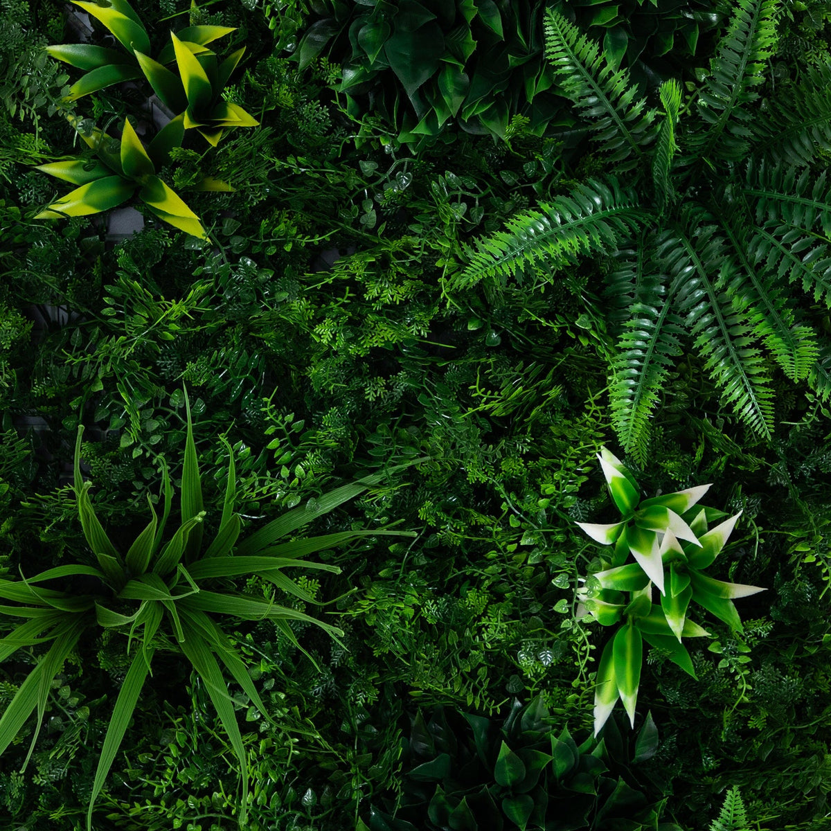 20” x 40” UV Resistant Costa Rican Forest Artificial Living Wall Art Panel in Dark Wood - Che Cose Belle