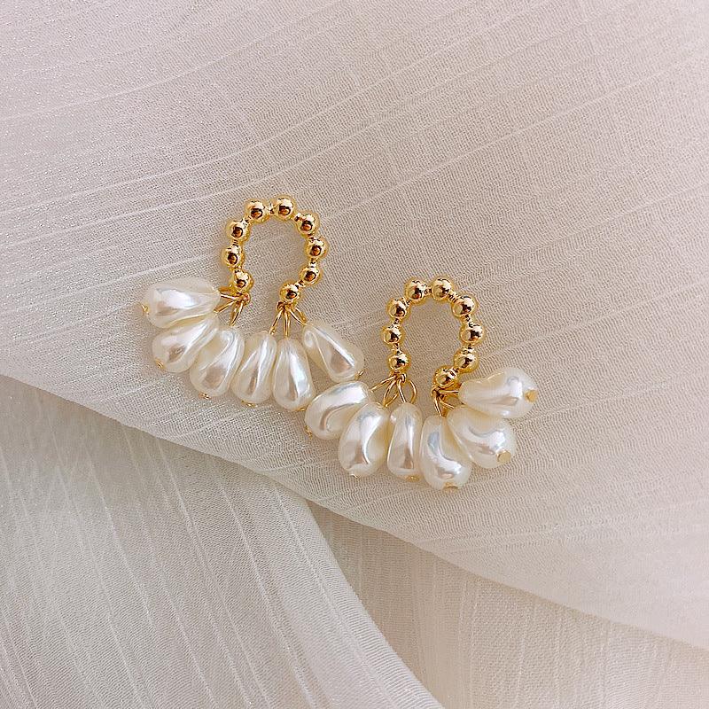 LADYLIKE PEARLS