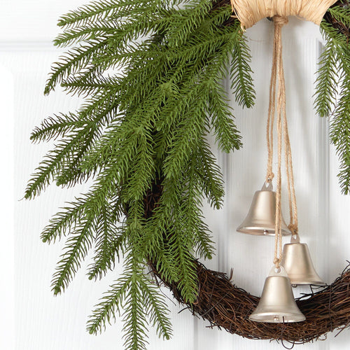 24” Holiday Christmas Pine and Bells Wreath - Che Cose Belle