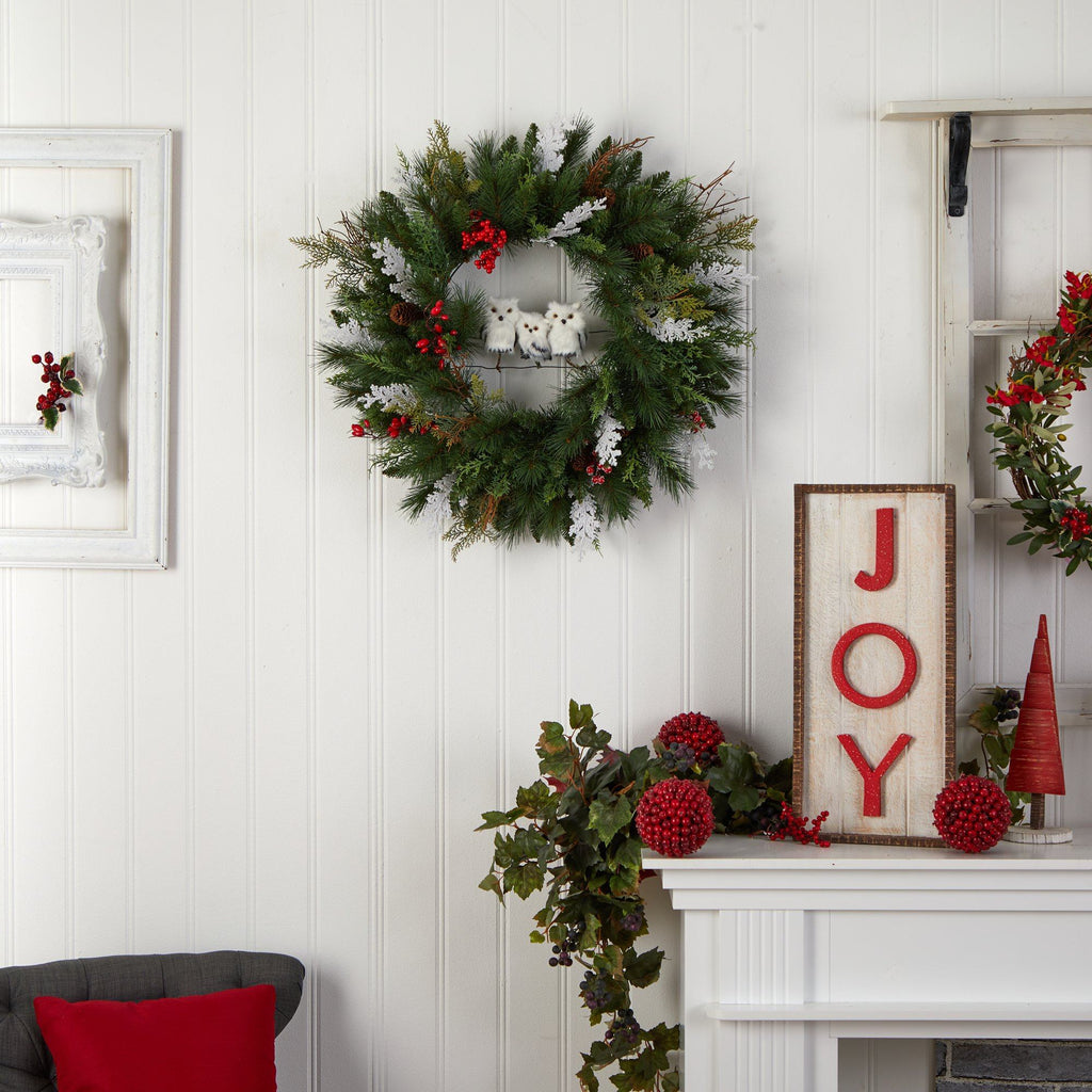24” Holiday Winter Owl Family Pinecone Berry Christmas Artificial Wreath - Che Cose Belle