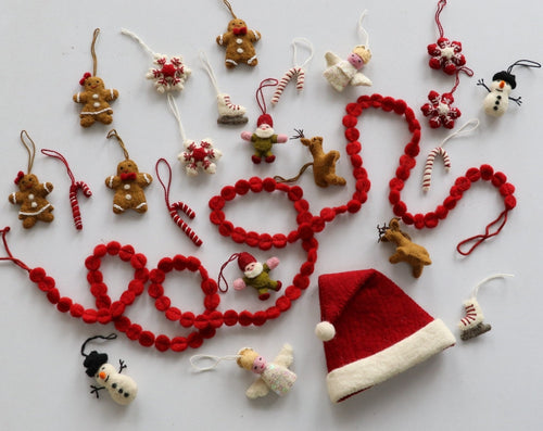 24 Piece Set- Iconic Christmas Mini Tabletop Tree Set- Hand Felted Wool Arcadia Home - Che Cose Belle