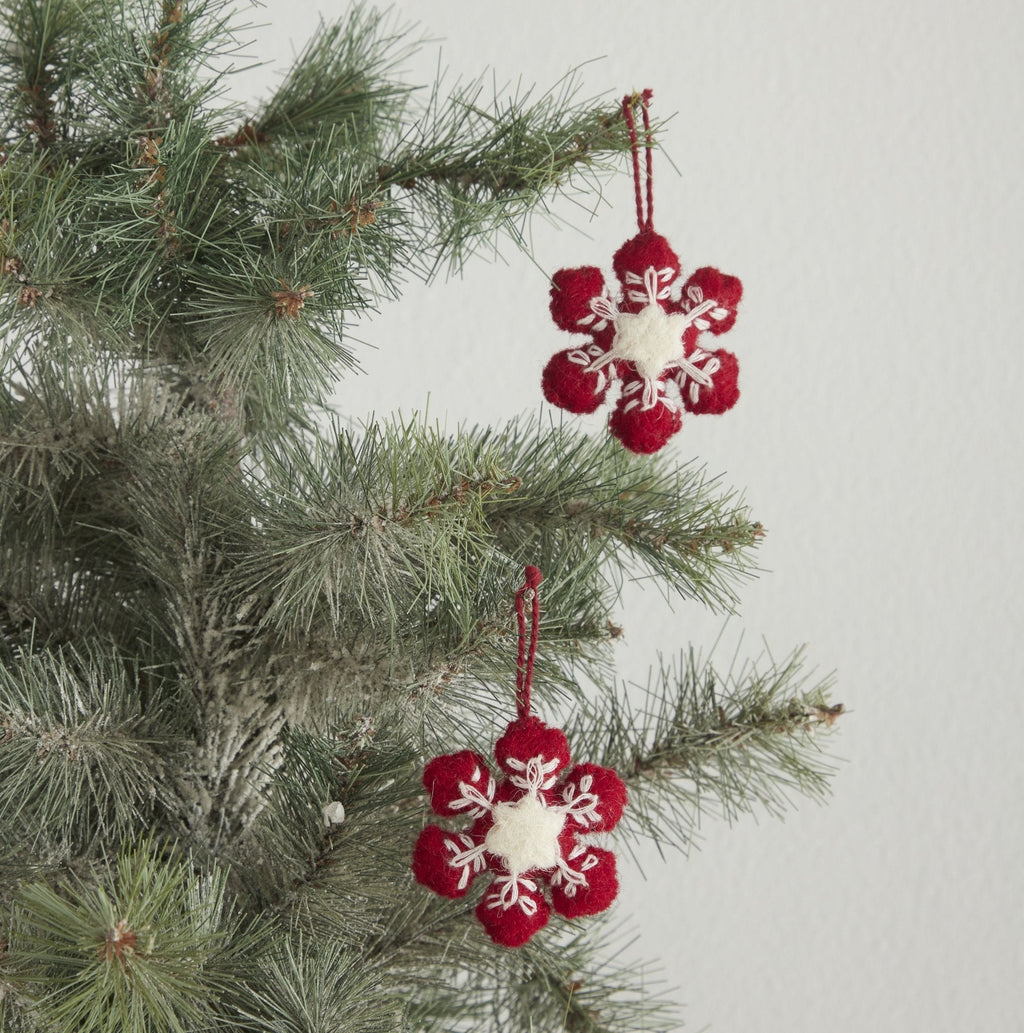 24 Piece Set- Iconic Christmas Mini Tabletop Tree Set- Hand Felted Wool Arcadia Home - Che Cose Belle