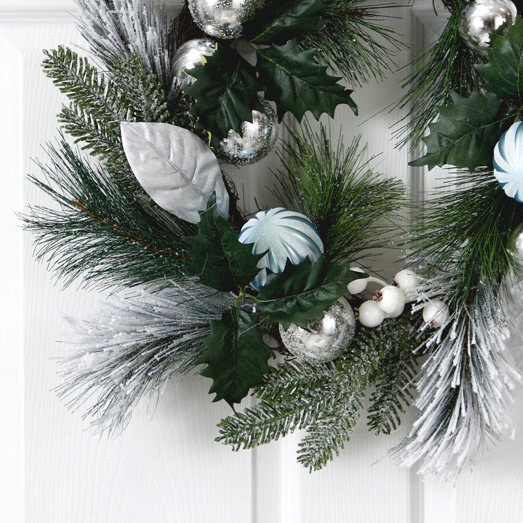 24” Pinecones and Berries Christmas Artificial Wreath with Silver Ornaments - Che Cose Belle