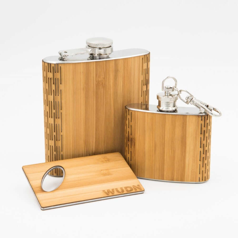 3-Piece Wooden Flask Set (6 oz. Hip Flask, 2 oz. Keychain Flask, Credit Card Bottle Opener) - Che Cose Belle