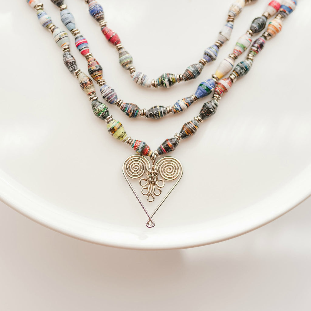 3 Strand Healing Hearts Statement Necklace - Che Cose Belle