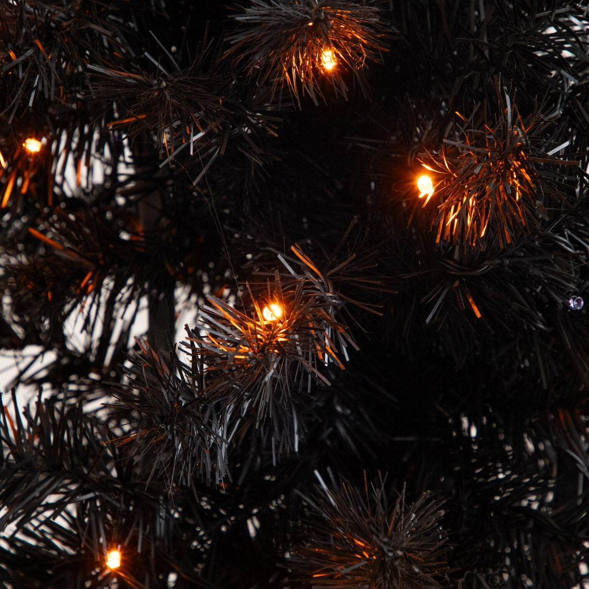 4' Pre-Lit Artificial Halloween Black Moon & Skull Tree with 250 Orange & Purple LED Lights - Che Cose Belle