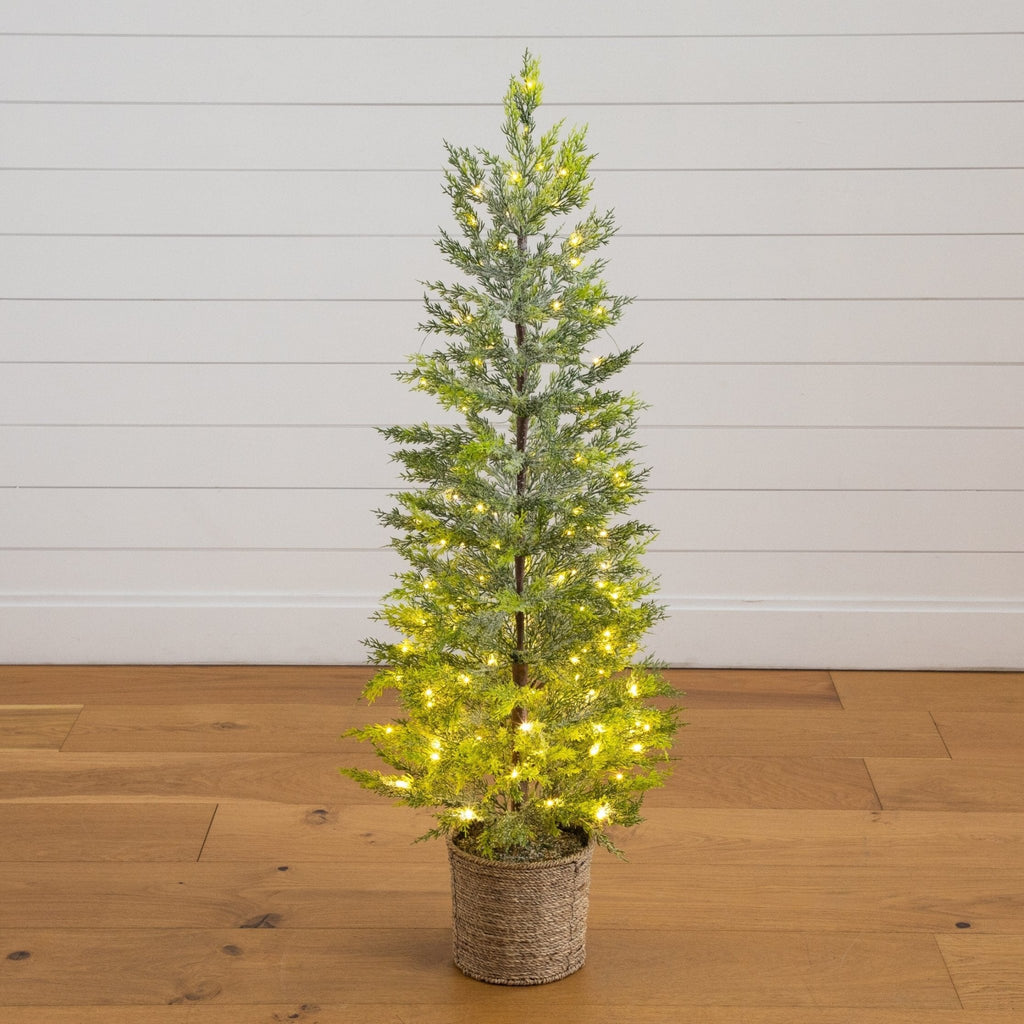 4’ Pre-Lit Artificial Snowed Cypress Christmas Tree with 120 LED Lights in Hyacinth Basket - Che Cose Belle