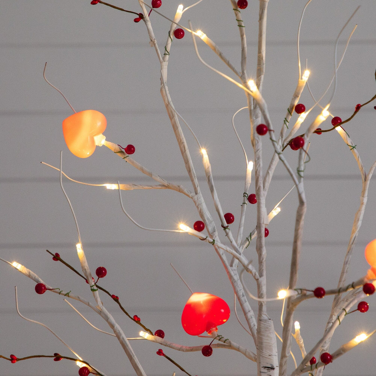 4' Pre-Lit Artificial Valentine's Day Twig Tree with 48 Heart Shaped LED Lights and Red Berries - Che Cose Belle