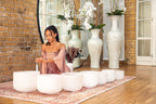 432 Hz Crystal Singing Bowl Chakra Set - 7 Pure White Quartz Bowls (8"–14") - Che Cose Belle