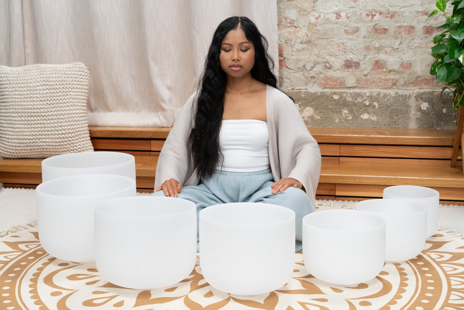 432 Hz Crystal Singing Bowl Chakra Set - 7 Pure White Quartz Bowls (8"–14") - Che Cose Belle