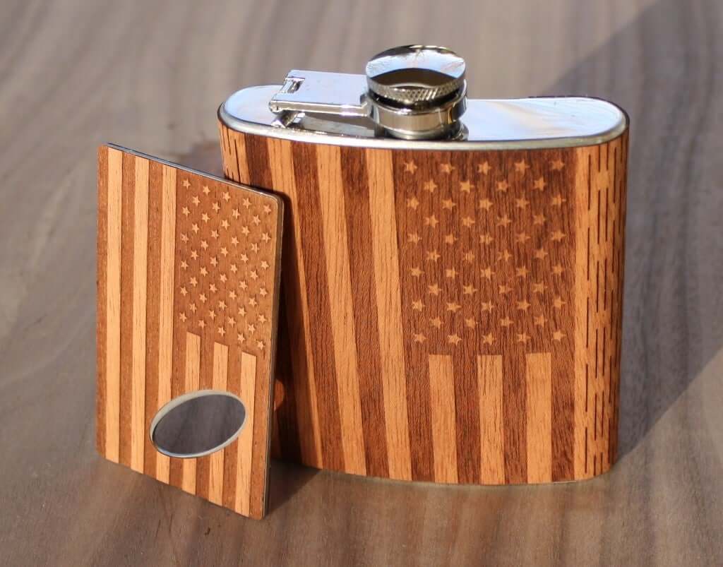 6 oz. Wooden Hip Flask & Matching Credit Card Bottle Opener (2-Piece Flask Set) - Che Cose Belle