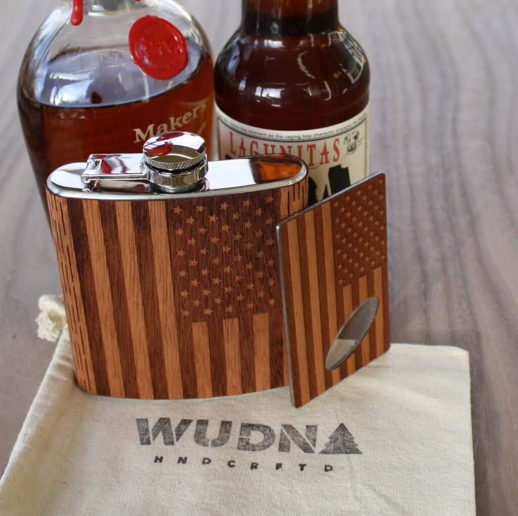 6 oz. Wooden Hip Flask & Matching Credit Card Bottle Opener (2-Piece Flask Set) - Che Cose Belle