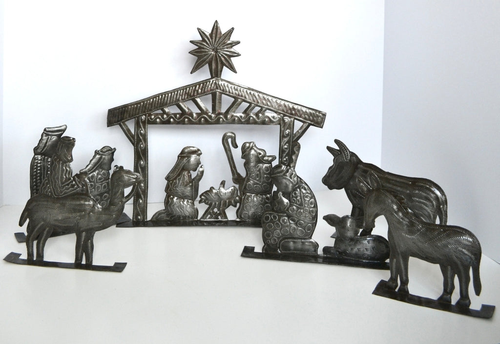 6 Piece Standing Nativity Set - Che Cose Belle