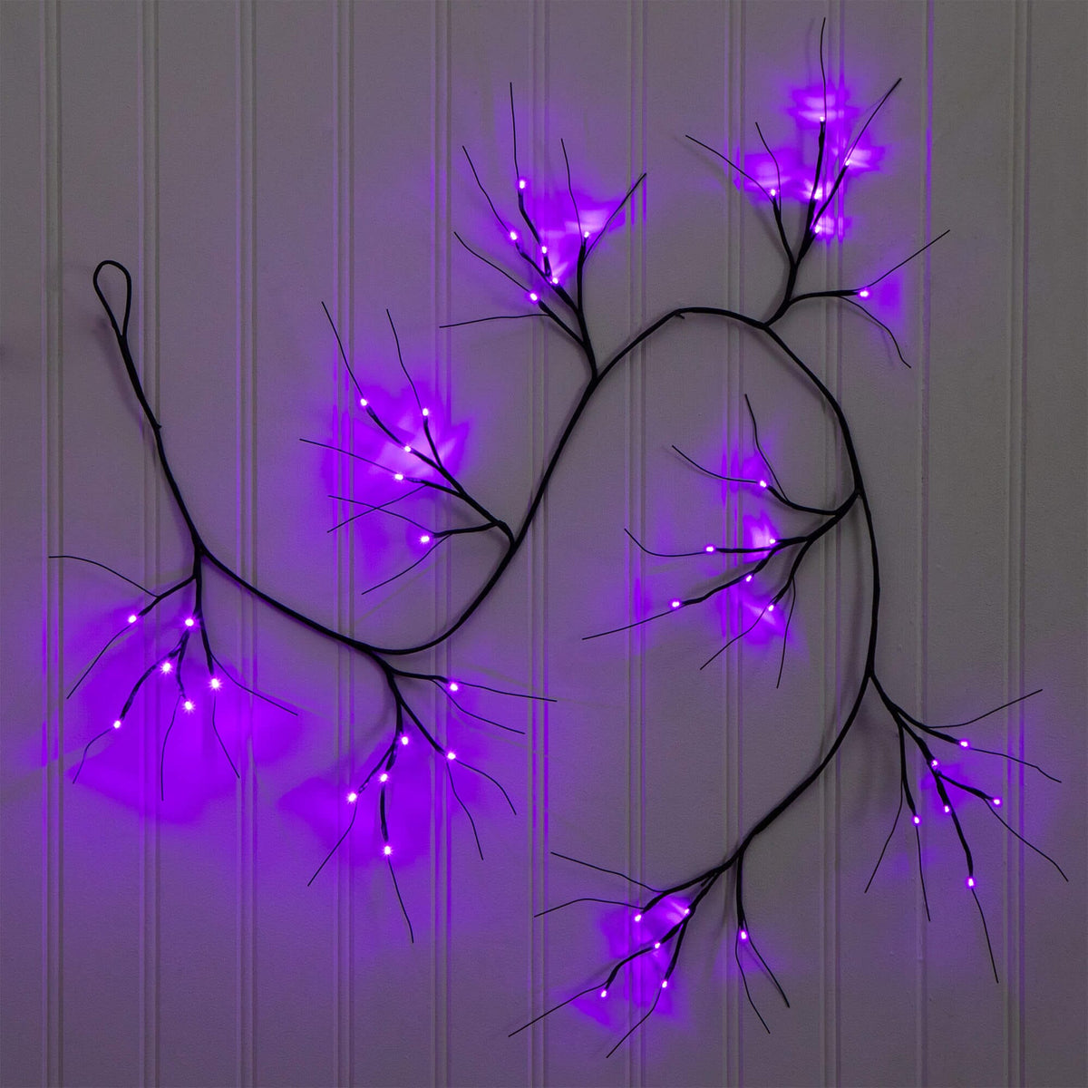 6.5' Pre-Lit Artificial Halloween Black Twig Garland with 48 Purple LED Lights - Che Cose Belle