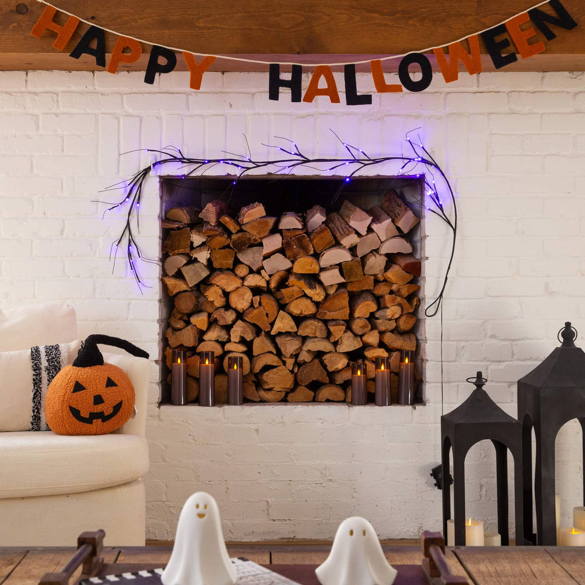 6.5' Pre-Lit Artificial Halloween Black Twig Garland with 48 Purple LED Lights - Che Cose Belle