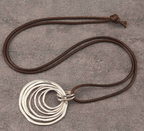 🔘 7-Layered Asymmetrical Circle Pendant Necklace – Bold. Minimal. Fabulous. - Che Cose Belle