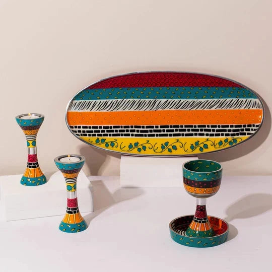 Serving tray with colorful striped design – Ovela series
