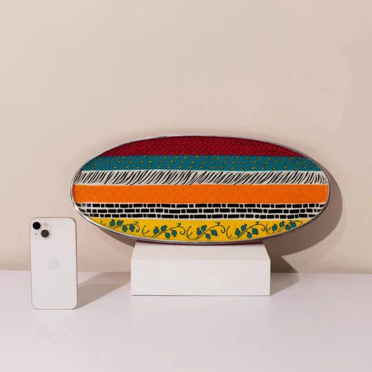 Serving tray with colorful striped design – Ovela series