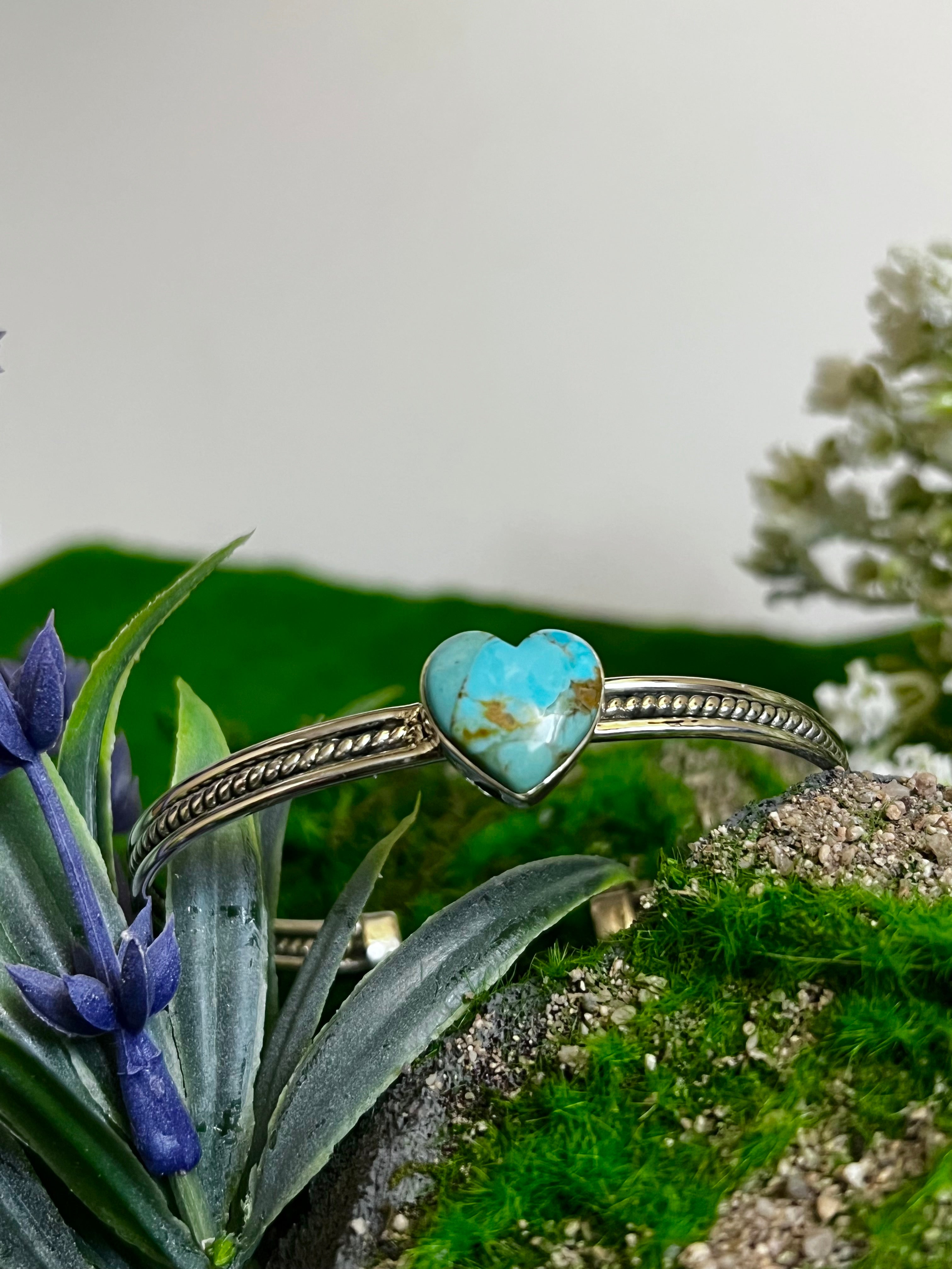 Handmade Sonoran Mountain Turquoise Heart & Sterling Silver Cuff Bracelet