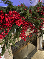 9ft Cedar and Red Berry Garland - Ship by 9/30/2026 - Che Cose Belle