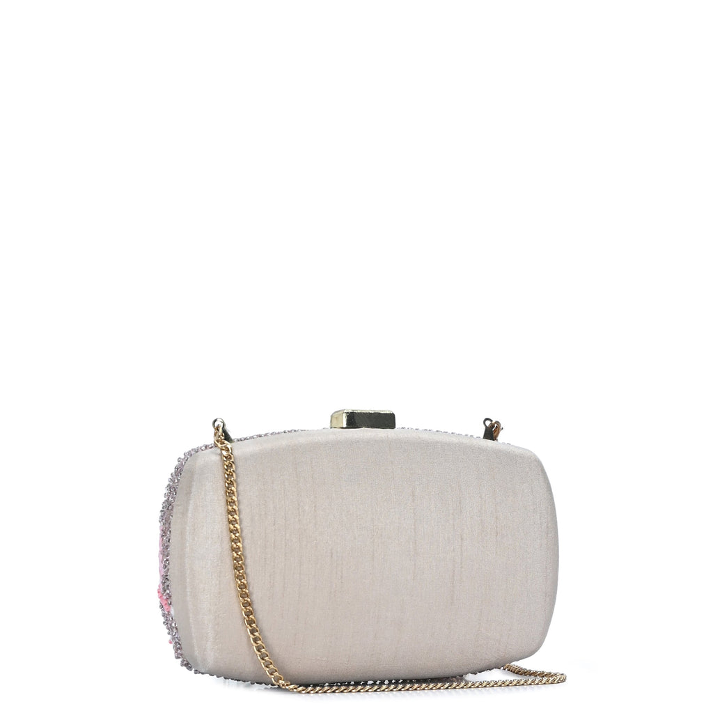 The Noelle Clutch
