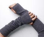 Arm Warmers: Örgöö - 100% Mongolian Cashmere