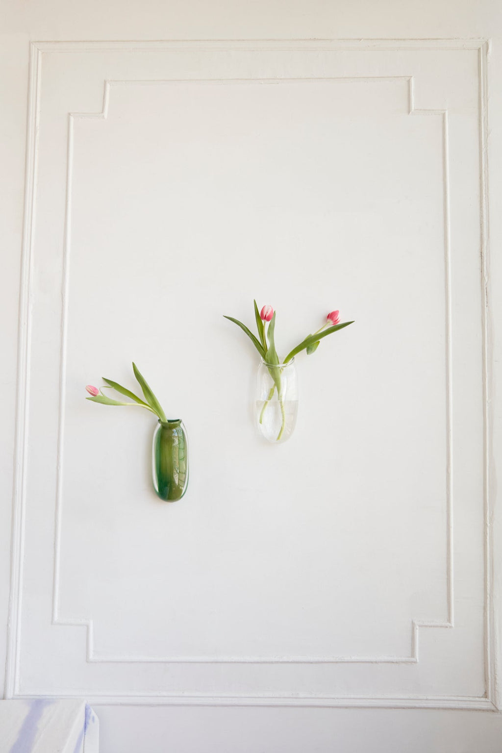 Droplet Wall Vase in Clear