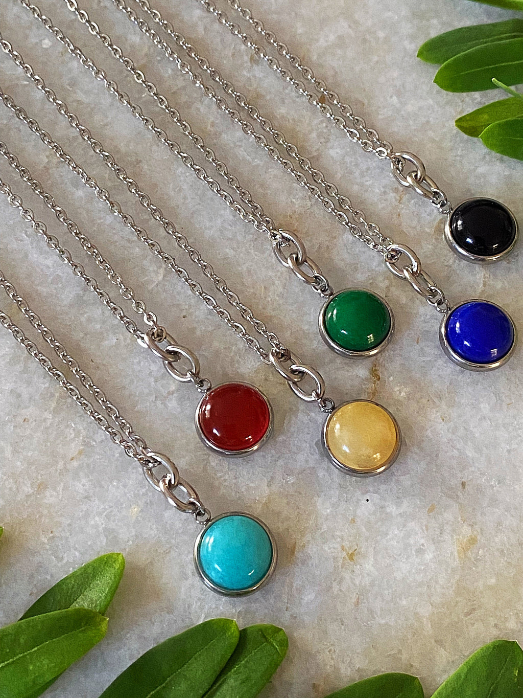 STONE CHARM NECKLACE