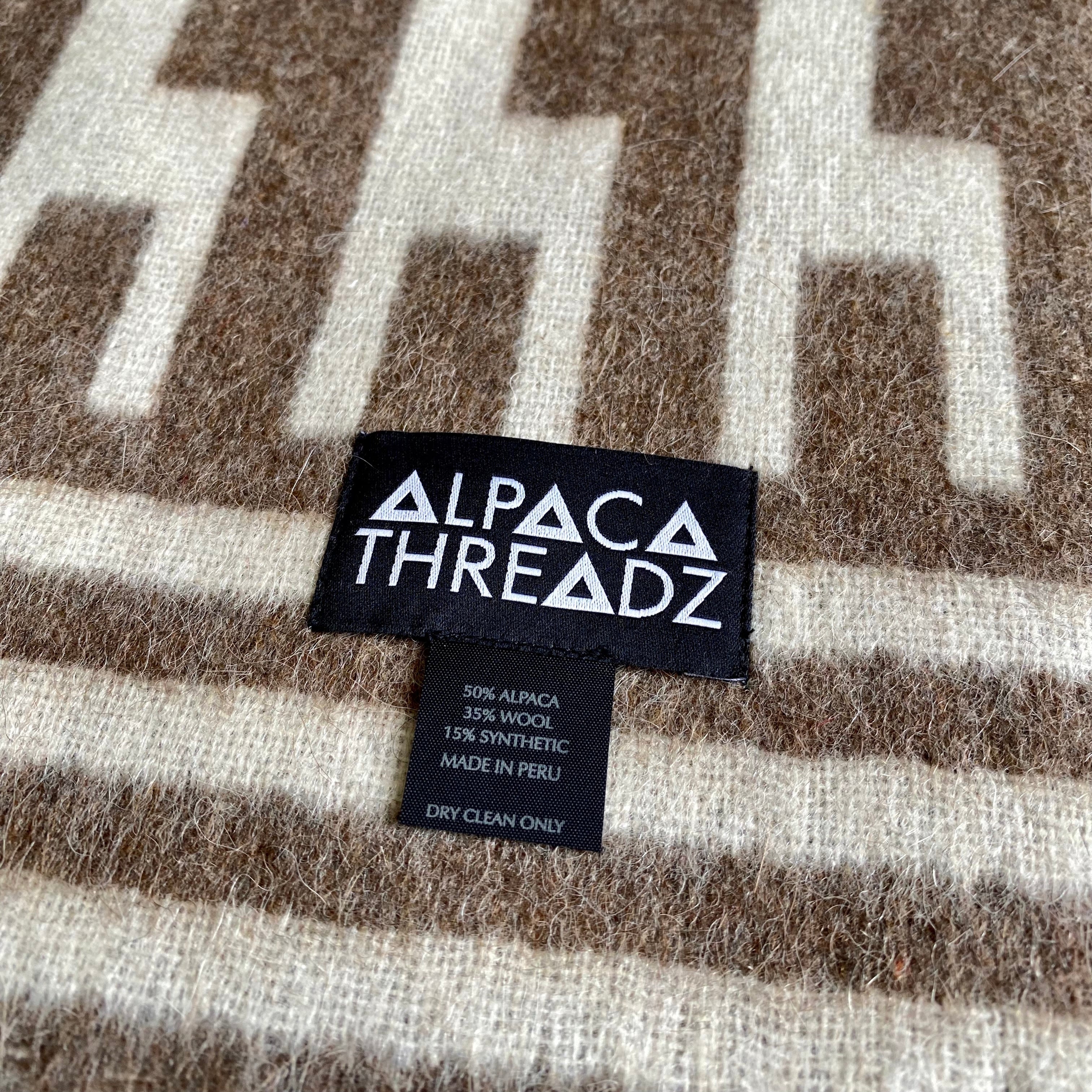 Alpaca Wool Throw Blanket - Alpaca Design