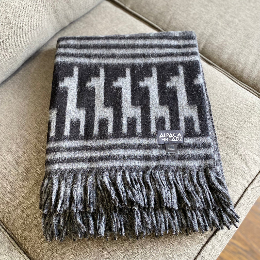 Alpaca Wool Throw Blanket - Alpaca Design