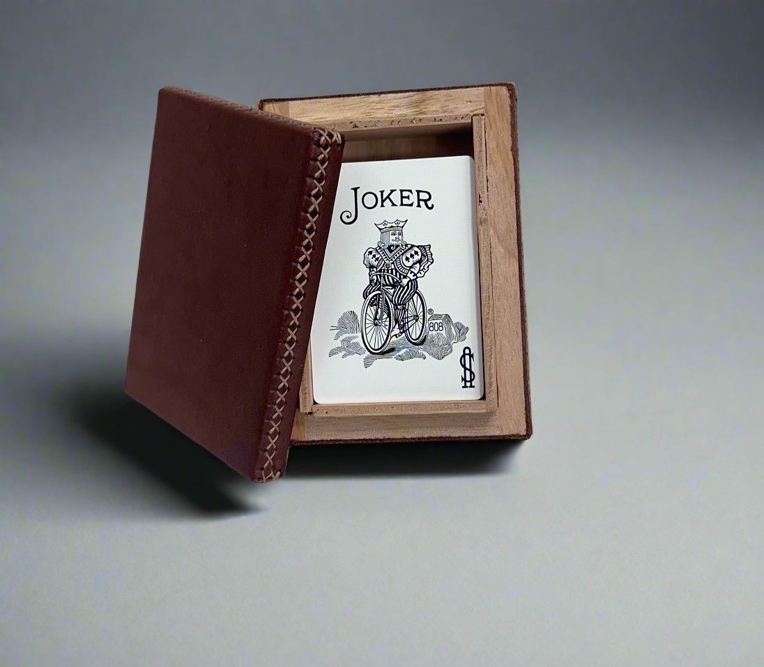 La Reina | Playing Card Box