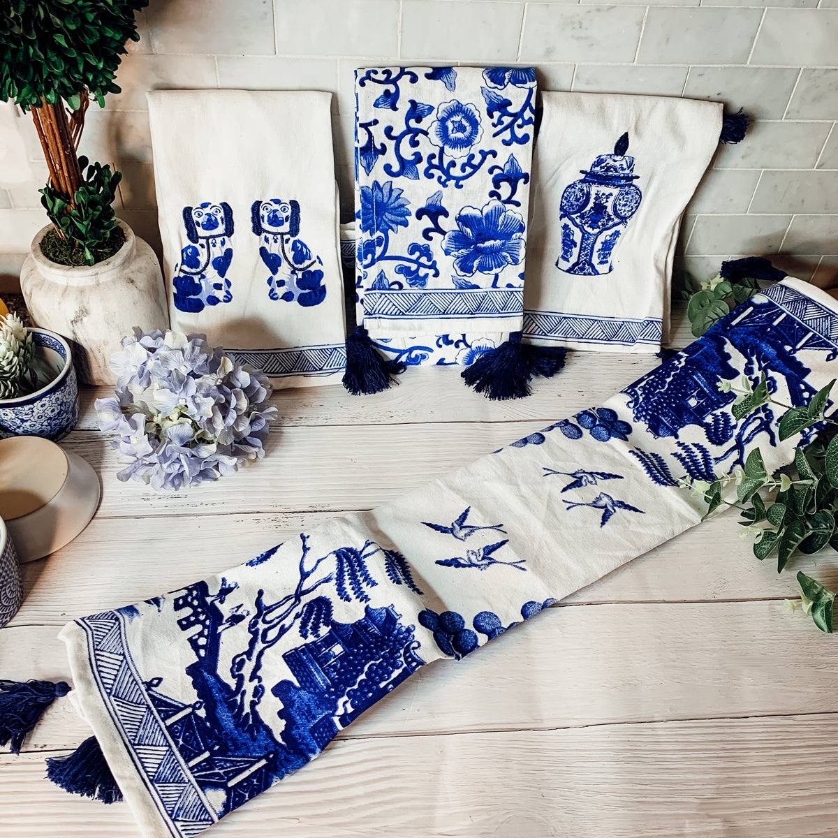 Chinoiserie Tea Towels 100% Cotton Oversized Embroidered Dish Towels Tassels