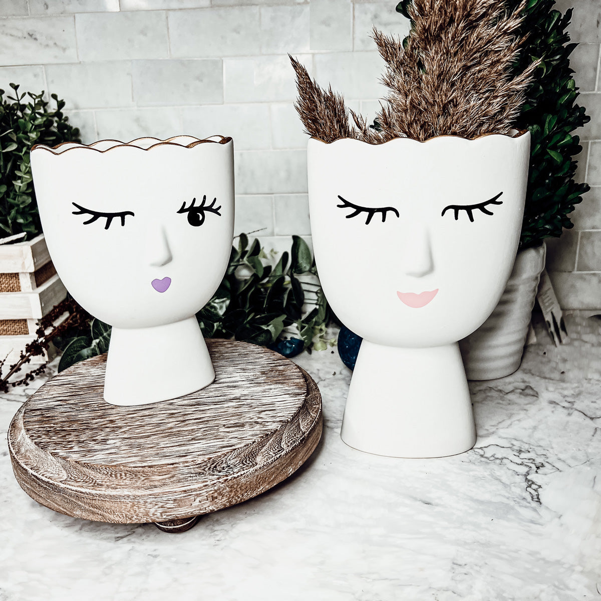 Coquette Porcelain Vases Set Of 2 Wink And Smile Ceramic Vases With Gold Trim Slim Vanity Decor