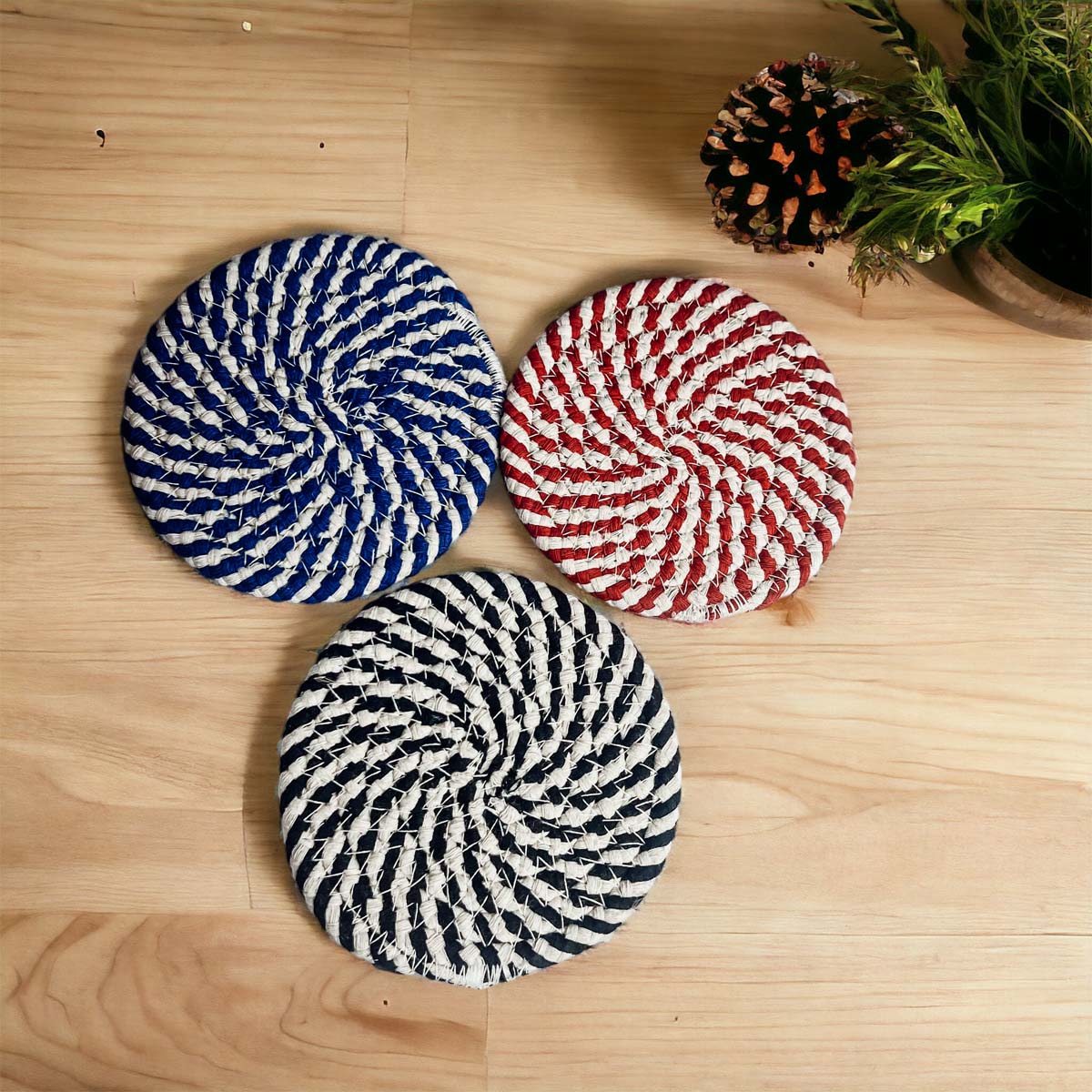Black Braided Coaster Set 4-Pack Candy Cane Stripe Coasters Table Protectors