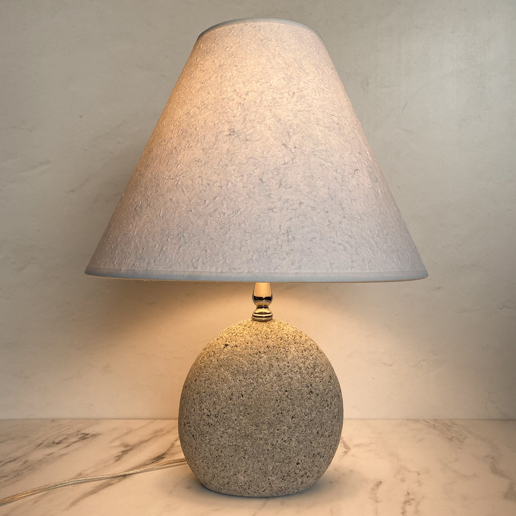 Single Stone Lamp